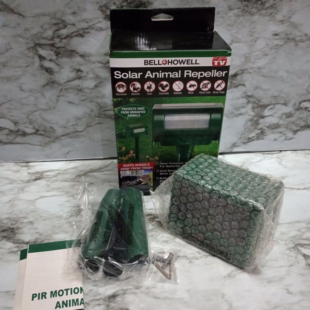 NIB Bell Howell Solar Animal Repeller for Yard As Seen On TV